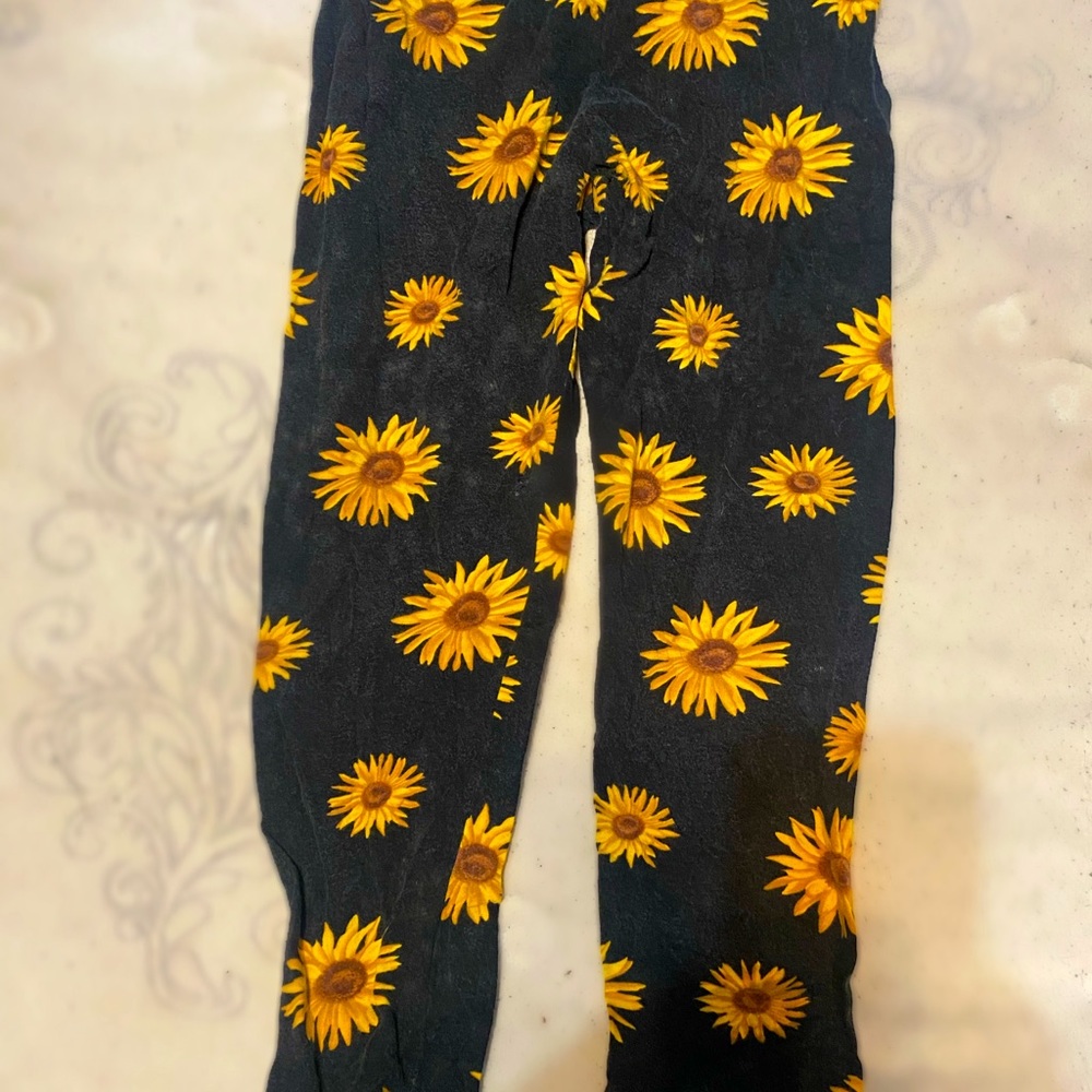 Rue 21 Sunflower Leggings